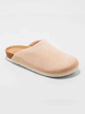 Universal Thread Clogs-size 6.5